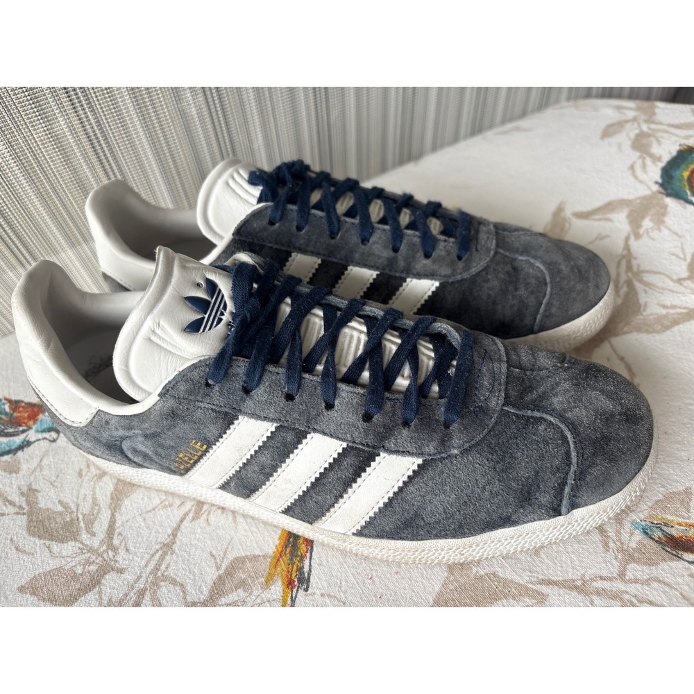 Adidas Men's 8 Gazelle Dark Grey Suede White Sneakers BB5478